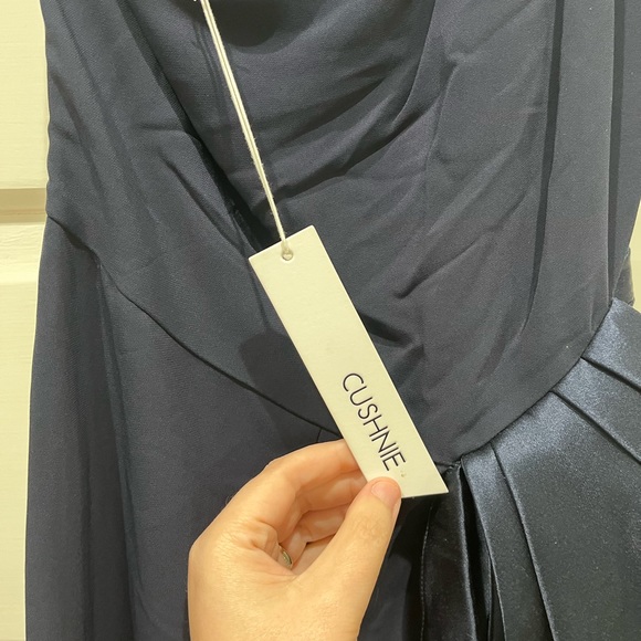 Cushnie one shoulder crepe jumpsuit. Midnight blue. Size 0. New with tags. - Picture 11 of 13